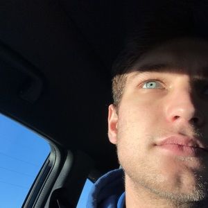 Meet your Posher, Gregory